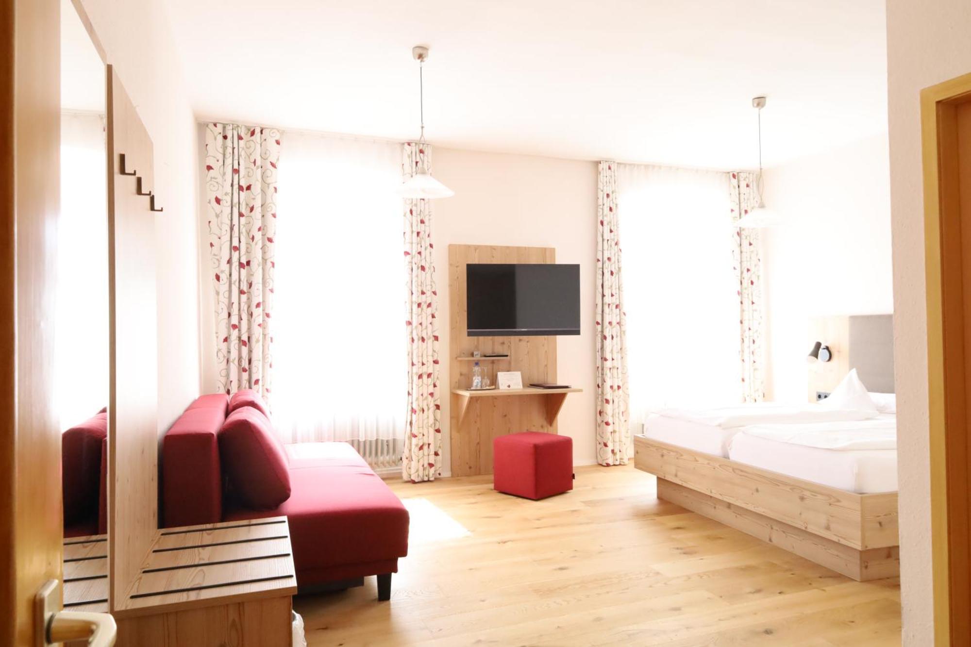 Hotel Gasthof Zur Post Wolfegg Zewnętrze zdjęcie