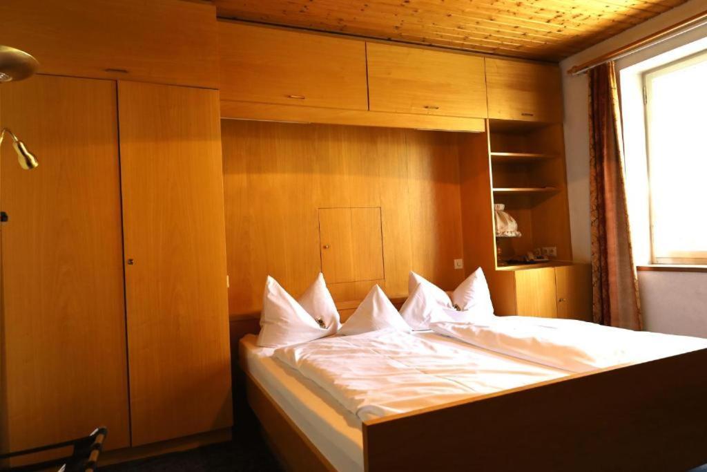 Hotel Gasthof Zur Post Wolfegg Zewnętrze zdjęcie